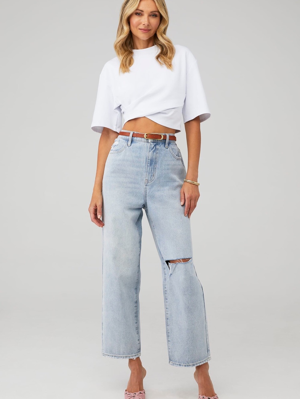 Show Me Your MuMu Sedona Straight Distressed Jeans